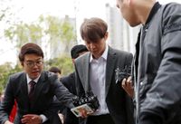 Kena Kasus Narkoba, Park Yoo Chun Terancam Pidana 15 Tahun