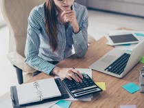 Keuangan Generasi X hingga Gen Z Lagi Tertekan, Ini Datanya