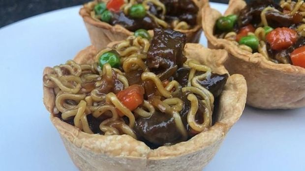 Sudah Coba? 5 Olahan Unik dari Indomie yang Jadi Viral di Media Sosial