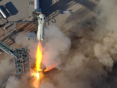 Wujud New Shepard, Roket yang Akan Bawa Orang Terkaya ke Antariksa