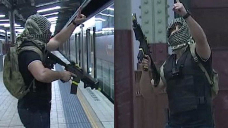 Polisi Australia Harus Minta Maaf Lagi Terkait Kafiyeh di Latihan Teror Polisi Australia Harus Minta Maaf Lagi Terkait Kafiyeh di Latihan Teror