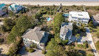 Rumah Bullock terletak di tepi pantai. Istimewa/Dok. CNBC Make It/Lindsey Mixon of Tybee Vacation Rentals