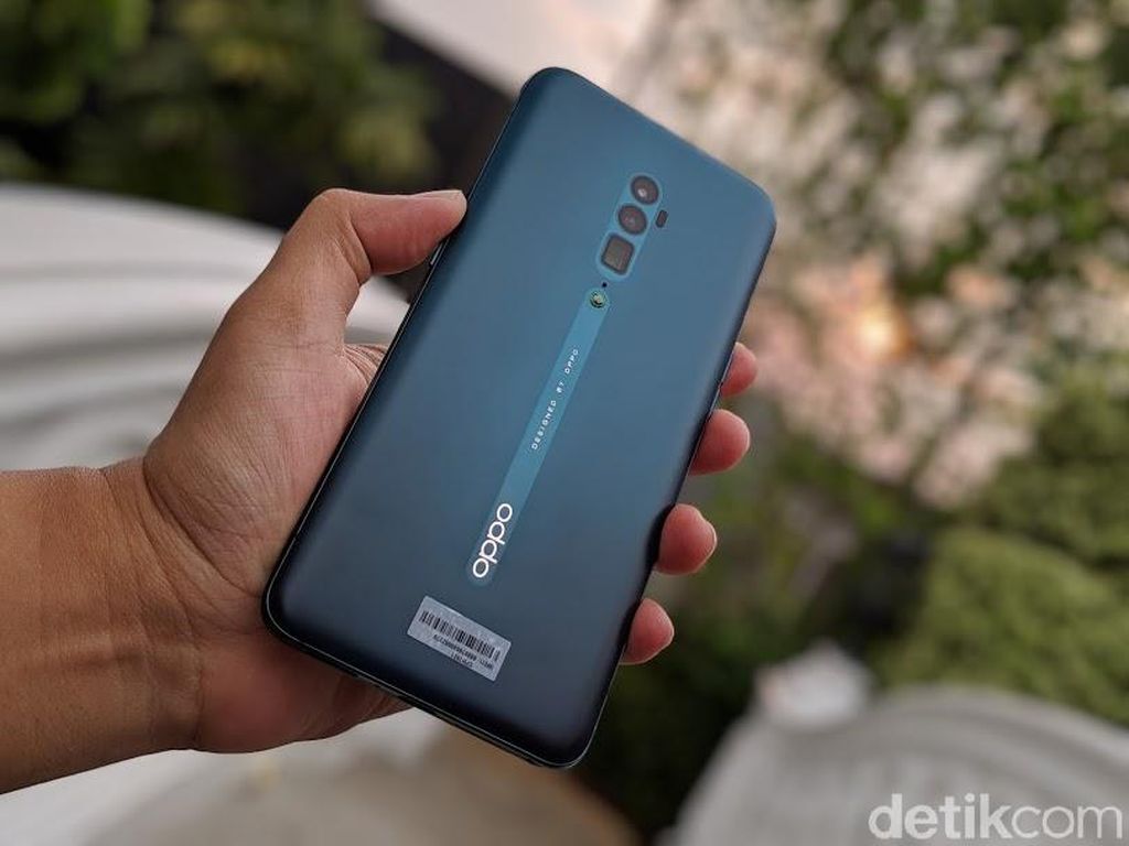 Oppo reno 10 5g. Oppo Reno 5 5g коробка. Oppo Reno 5 звонилка. Oppo Reno 5 4g в руке. Oppo Reno 5 d tele-2.