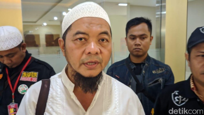 PA 212 soal Maaf Andre Taulany: Dimaafkan, Proses Hukum Masih Lanjut PA 212 soal Maaf Andre Taulany: Dimaafkan, Proses Hukum Masih Lanjut