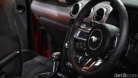 Interior Ford Mustang. Foto: Pradita Utama