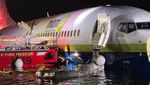 Penampakan Boeing 737 yang Tercebur ke Sungai Florida Saat Mendarat