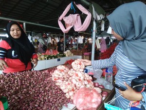 Jelang Puasa, Harga Bawang Putih di Jambi Tembus Rp 100.000/Kg