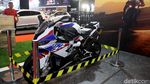 Superbike BMW S1000RR Unjuk Gigi di IIMS 2019
