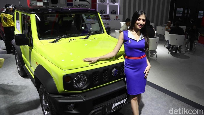 Salah satu yang menarik di pameran IIMS 2019 adalah SUV legendaris Suzuki Jimny. Ada beberapa unit yang dipajang, bakal dijual?