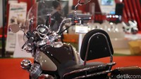 Tidak hanya asyik ditunggangi sendiri, motor ini juga dijanjikan juga asyik untuk boncengan. Foto: Pradita Utama