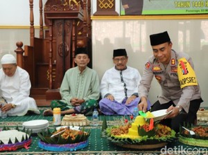 Sambut Ramadhan dan Syukuran Pemilu Damai, Polisi di Ponorogo Gelar Megengan