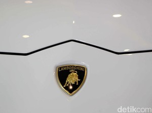 Beli Mobil Lamborghini Bisa Pakai Bitcoin