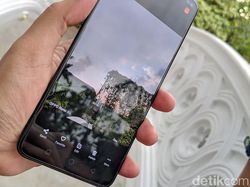 Menggenggam Oppo Reno 5G di Indonesia