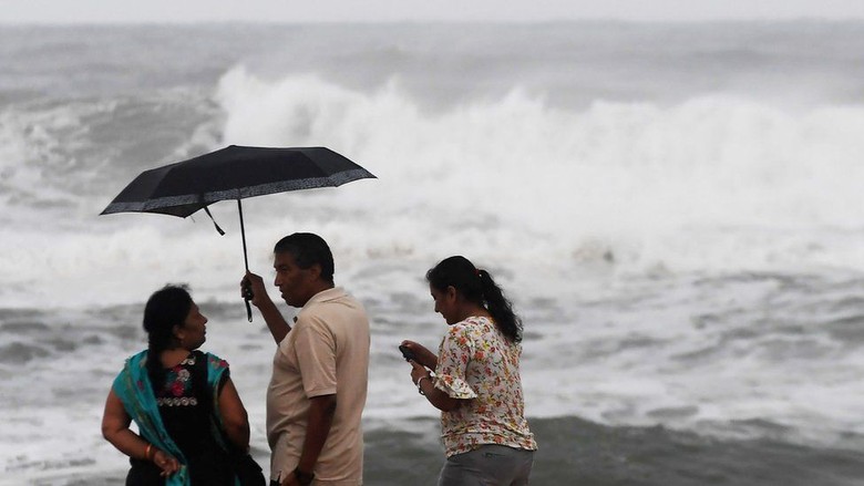 Topan Fani di India Himpun Kekuatan Ganas 10 Hari di Laut Topan Fani di India Himpun Kekuatan Ganas 10 Hari di Laut
