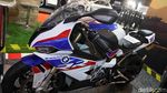 Superbike BMW S1000RR Unjuk Gigi di IIMS 2019