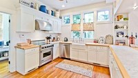 Ada dapur gourmet, gym, dan lapangan basket di rumah. Istimewa/Dok. CNBC Make It/Lindsey Mixon of Tybee Vacation Rentals.