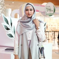 Sesuai dengan tren warna tahun ini, kebanyakan peserta memilih warna busana yang lembut tanpa banyak tabrak motif. Foto: Foto: Silmia/Wolipop