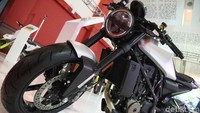 Rem sudah pakai brembo, depan floating dengan rem radial. Foto: Pradita Utama/detikOto