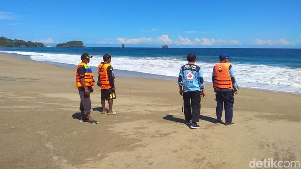pantai bajul mati