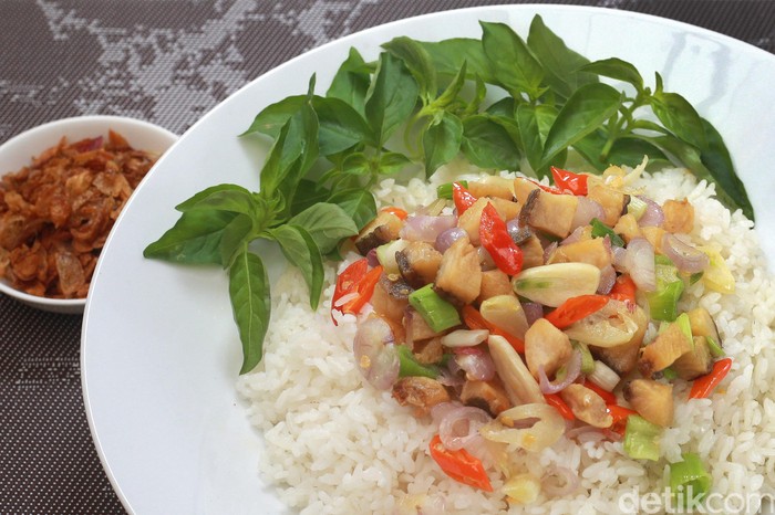 Resep Nasi Gurih Dengan Ikan Asin Pedas Yang Mantap
