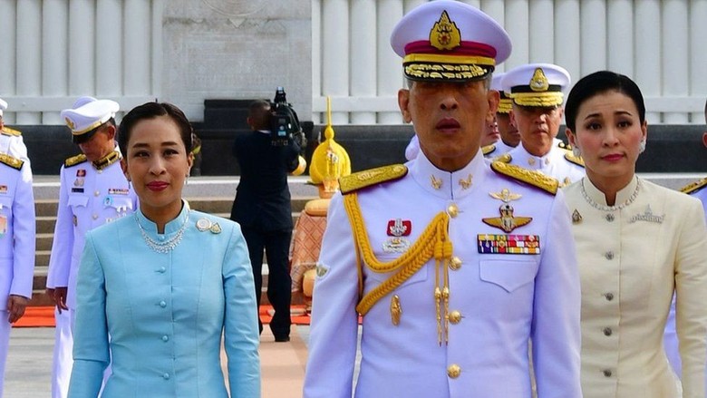 Raja Baru Thailand Maha Vajiralongkorn di Mata Minoritas Muslim Raja Baru Thailand Maha Vajiralongkorn di Mata Minoritas Muslim