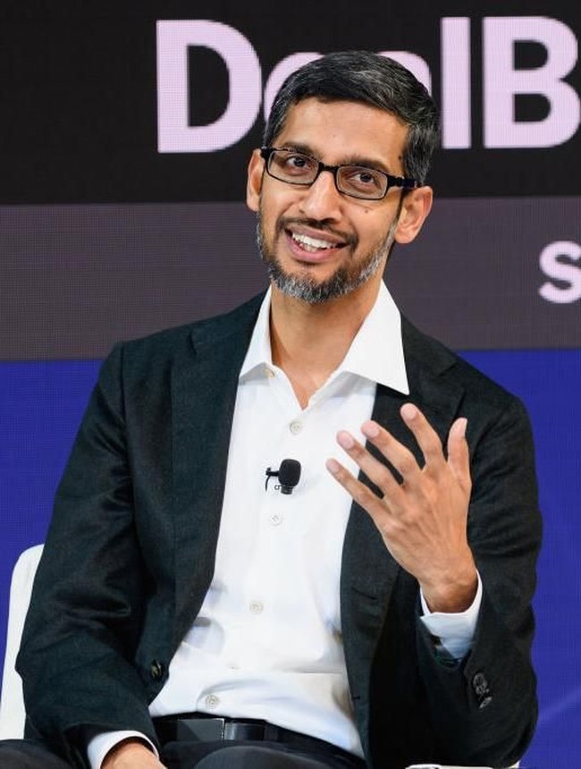 Sundar jatuh cinta pada Anjali pada saat kuliah di Indian Institute of Technology Kharagpur, India. Saat itu dia tidak memiliki harta berharga, bahkan hidup di apartemen kecil tanpa TV atay mobil.  Foto: dok. Getty Images
