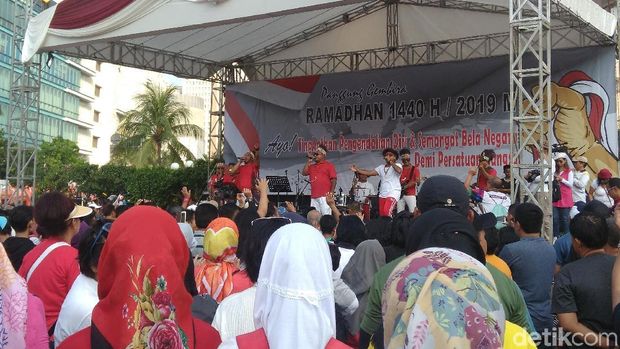 Sosialisasi Bela Negara di CFD, Menhan: Tidak Ada Lagi 01 dan 02