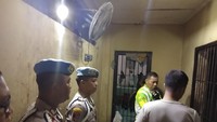 Kami juga masih dalami apakah ada keterlibatan anggota jaga, tegas Kapolda.