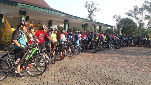 Gowes Munggahan yang digelar Polres Tangsel.