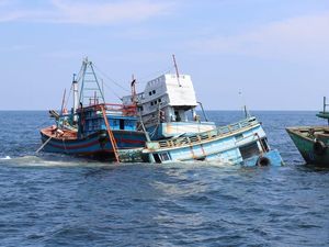 Tak Ditenggelamkan, Mau Dibawa ke Mana Kapal Maling Ikan?