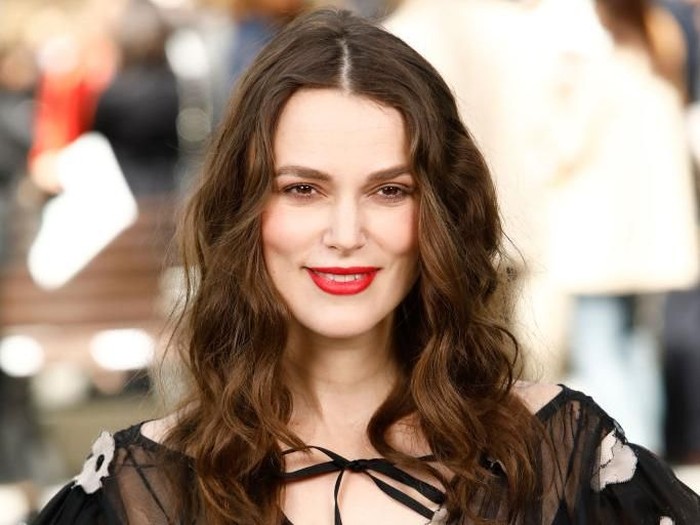 PARIS, FRANCE - MAY 03: Keira Knightley attends the Chanel Cruise 2020 Collection : Photocall In Le Grand Palais on May 03, 2019 in Paris, France. (Photo by Julien M. Hekimian/Getty Images for Chanel)