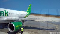 Pesawat berangkat pada pukul 11.30 WIB dan tiba di YIA pukul 12.15 WIB. Dok. Detikcom/Trio Hamdani.