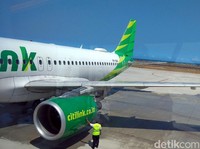 Jalan Panjang Harga Tiket Pesawat Domestik Turun