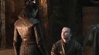 Lalu bagaimana kisah Arya (Maisie Williams) dan Gendry (Joe Dempsie), akankah mereka melanjutkan kisah asmaranya? Dok. Helen Sloan/HBO