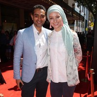 Pada Ramadhan ini, pesan dari Susan berikut bisa menginspirasi. Dia mengingatkan untuk selalu membantu orang lain sebagai hal utama yang harus dilakukan sebagai manusia. Menurutnya, dibanding status dan titel yang ia terima, semuanya kembali kepada manfaat yang bisa ia berikan kepada sesama. Be a lamp or life boat or ladder (jadilah lampu atau perahu penyelamat atau sebuah tangga). Jadi artinya jadilah orang yang menerangi hidup orang lain, atau jadilah perahu penyelamat yang membantu orang yang sedang berjuang keluar dari kesulitannya dan jadilah tangga untuk selalu mengangkat orang lain. Itu yang aku tanamkan pada diriku. Jadilah pemberi bukan penerima, pungkasnya. Foto: Getty Images