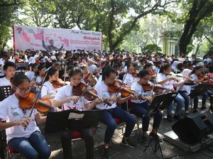 326 Pemuda Kreatif Pecahkan Rekor Dunia Konser