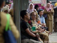 Daftar Orang Terkaya China, PNS Nyinyir di Medsos Bisa Dipecat