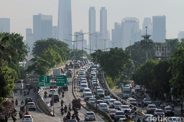 Jumlah penduduk negara-negara kecil di Eropa itu pun kalau digabung semua, belum bisa mengalahkan jumlah penduduk Kota Jakarta yang sebanyak 9 juta orang (Rifkianto Nugroho/detikcom)