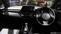 Interior Toyota C-HR Hybrid.
