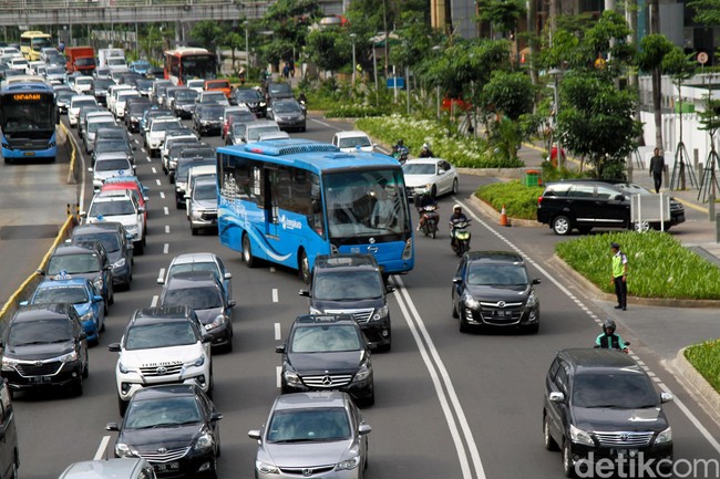 Demi Udara Bersih, Usia Kendaraan di Jakarta Dibatasi