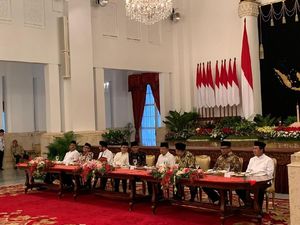Jokowi Undang Zulkifli Hasan hingga Fahri Hamzah Bukber di Istana