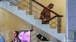 Berbatik dan Kacamata, Sofyan Basir Diperiksa KPK