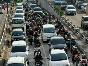 Sepeda Motor Bikin Ruwet dan Sumbang Polusi, Kurang Penegakan Hukum?