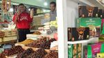 Laris Manis Bisnis Kurma di Bulan Suci Ramadhan