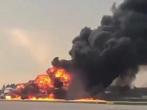 Mukjizat, 37 Orang Selamat dalam Kebakaran Pesawat Sukhoi di Moskow