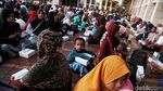 Ribuan Orang Ikut Buka Puasa Bersama di Masjid Istiqlal