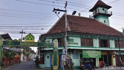 Foto: Dahulu Toko Candu, Kini Jadi Masjid Bersejarah