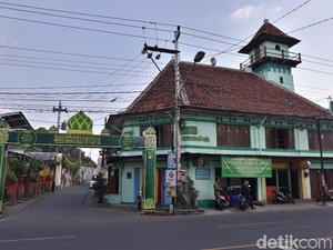 Langgar Merdeka, Masjid di Solo yang Dulunya Toko Candu