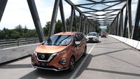 Seiring dengan tekad bahwa Livina baru bisa jadi kendaraan pilihan keluarga Indonesia di berbagai daerah, PT Nissan Motor Indonesia (NMI) mengundang beberapa rekan media termasuk detikcom, untuk membuktikan langsung kemampuan All New Nissan Livina. Ruly Kurniawan/detikcom.
