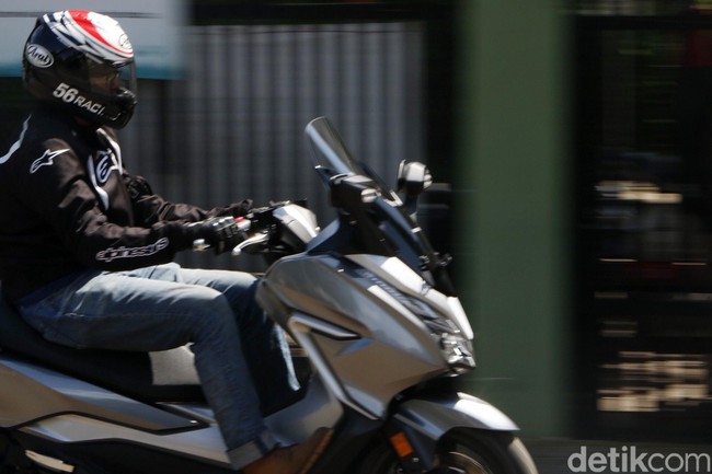Honda Forza, Skutik 250 cc Hampir Rp 80 Juta, Worth It?
